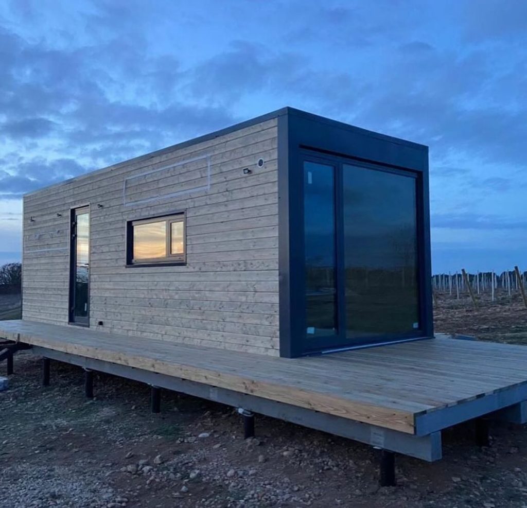 Бытовка БТ-8024дт